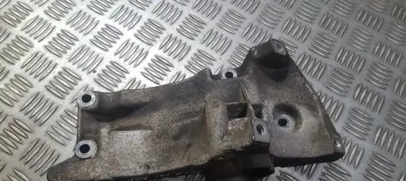 Volkswagen Polo Engine mounting bracket 036145169g
