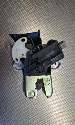 Audi A4 S4 B8 8K Tailgate/trunk/boot lock/catch/latch 4F5827505D