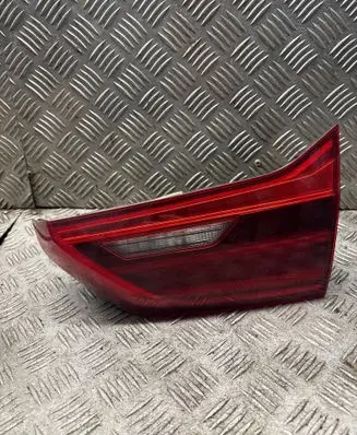 BMW 5 G30 G31 G38 Tailgate rear/tail lights 7388950