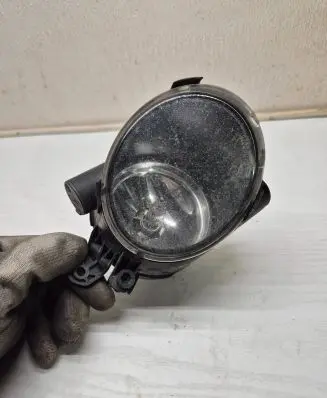 Volvo V70 Front fog light 31213102