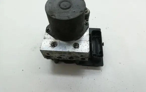 Audi A4 S4 B7 8E 8H ABS Pump 8E0910517