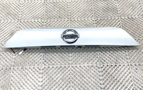Nissan Qashqai Trunk door license plate light bar 240844EA0A