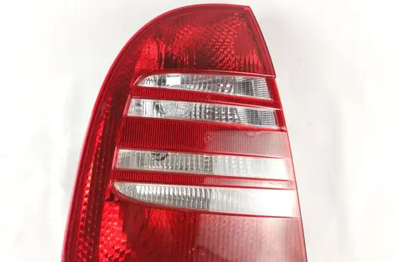 Skoda Superb B5 (3U) Rear/tail lights 3U5945111 ZSB3U5945095 1SCX13405AA