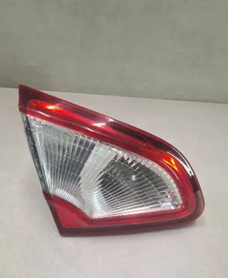 Nissan Qashqai Tailgate rear/tail lights 89503189 B26555BR01A