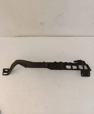 Opel Astra J Front bumper mounting bracket 13368882