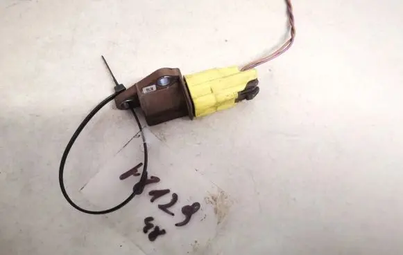 Audi A6 S6 C6 4F Airbag deployment crash/impact sensor 1k0909606b 5wk43274