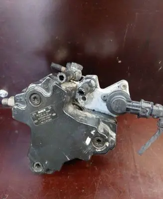 Hyundai Sonata Fuel injection high pressure pump 3310027400 0445010121