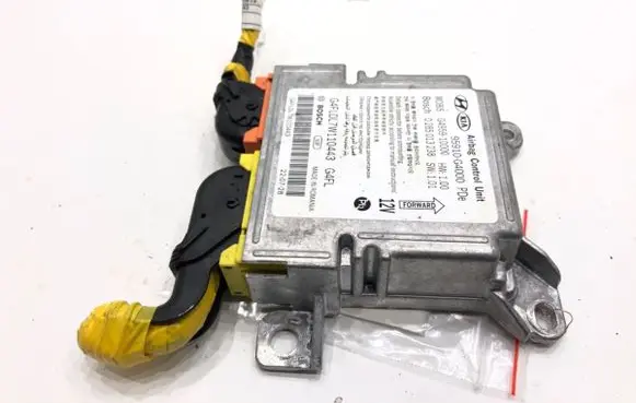 Hyundai i30 Airbag deployment crash/impact sensor 95910-G4000