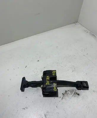 BMW 5 GT F07 Front door check strap stopper 7197826