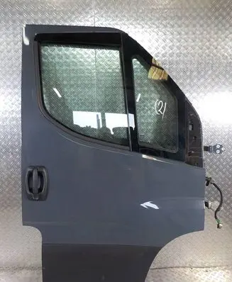 Iveco Daily 35 - 40.10 Front door