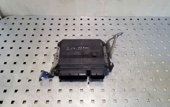 Toyota Auris 150 Engine control unit/module 8966102D91 MB175800