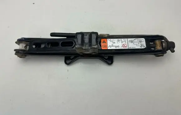 Ford Mustang V Lift Jack 5R3A17A078AA