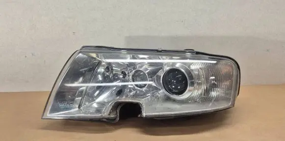 Skoda Superb B5 (3U) Headlight/headlamp 246749L