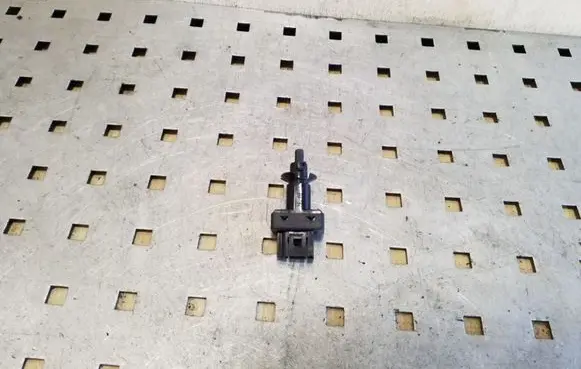 Mercedes-Benz A W169 Clutch pedal sensor A0065451014
