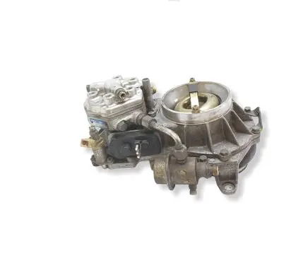 Mercedes-Benz 300 SL-24 Fuel distributor 0438101044 0438121082 1041410245