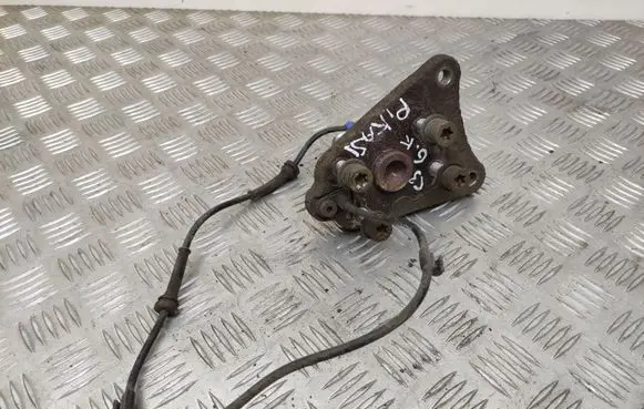 Citroen C3 Picasso Stub axle 
