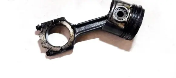 Fiat Punto (188) Piston with connecting rod