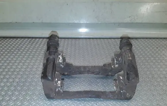 Renault Clio III Front Brake Caliper Pad/Carrier 