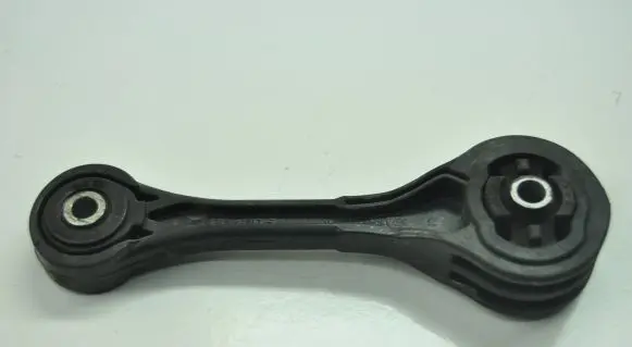 Subaru Impreza III Engine mount bracket