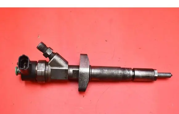 Nissan Primastar Fuel injector 8200010074