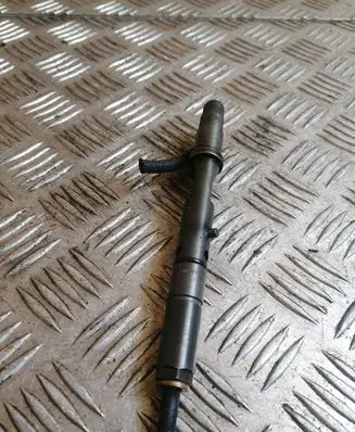 Audi A6 S6 C5 4B Fuel injector 059130201A 0432133825
