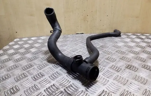 Audi A6 S6 C5 4B Engine coolant pipe/hose 4B0121049A