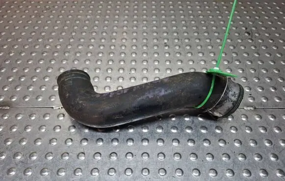 Skoda Octavia Mk1 (1U) Intercooler hose/pipe 1J0145828T
