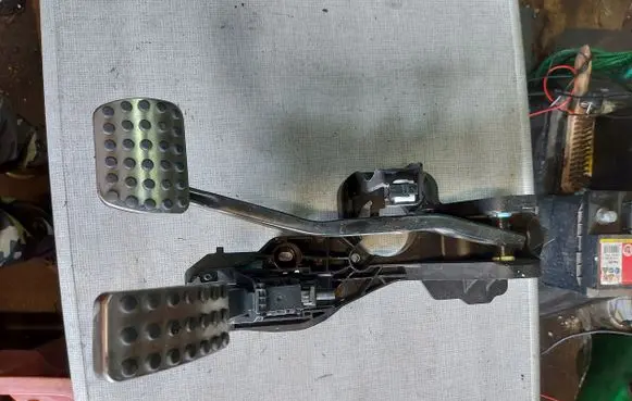Mercedes-Benz A W177 Brake pedal A2472902300