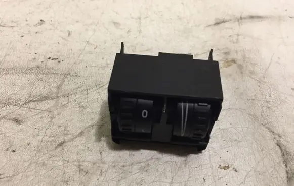 Volkswagen Touran I Headlight level height control switch 1T0941333B