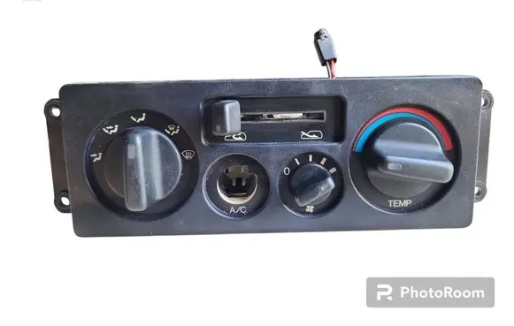 Opel Monterey Climate control unit 5261802824