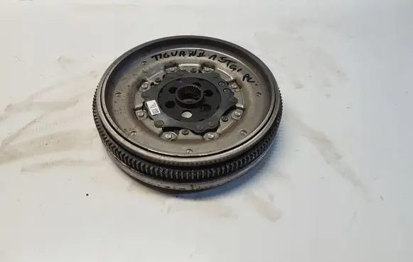 Volkswagen Tiguan Clutch set kit 05E105266F