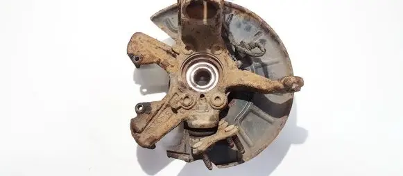Volkswagen Jetta V Front wheel hub