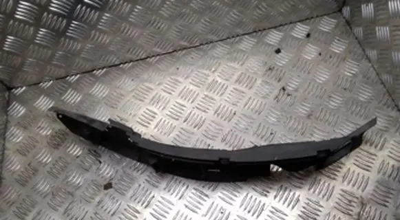 Volkswagen Touareg I Front bumper mounting bracket 7L6807184C