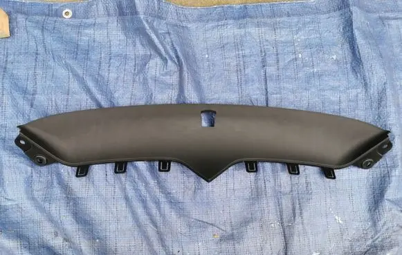 Tesla Model X Air intake duct part 104702100E