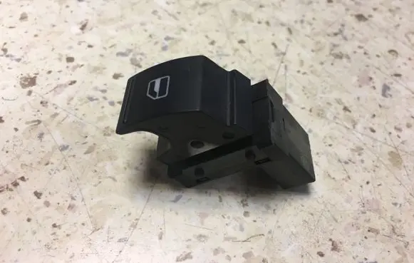 Volkswagen Golf VI Electric window control switch 7L6959855B