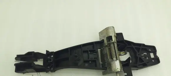 Rear door exterior handle/bracket