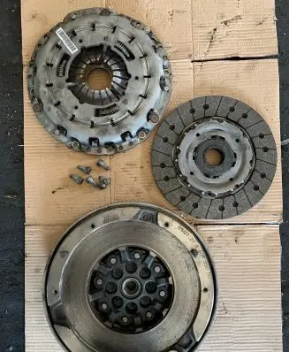 BMW 5 F10 F11 Clutch set kit 8605090 7631402