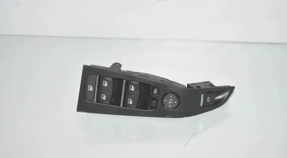BMW X5 G05 Electric window control switch 9327029 61319327029