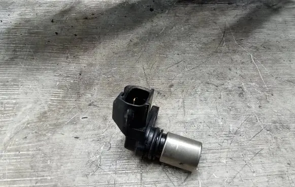 Toyota Avensis T250 Camshaft position sensor 9091905029 0296000740