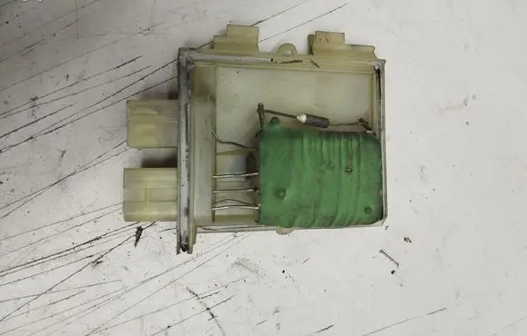 Audi A6 S6 C5 4B Heater blower motor/fan resistor 3131090043