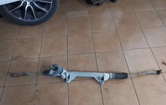 Nissan Leaf I (ZE0) Steering rack 3NA0BVA