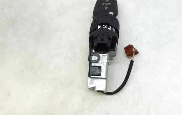 Peugeot Partner III Ignition lock 9663123380 9809825177 028661504064