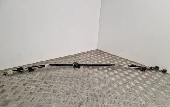Gear shift cable linkage