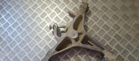 Rear upper control arm/wishbone