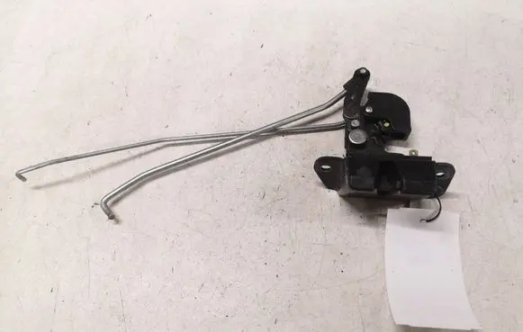 Hyundai Santa Fe Tailgate/trunk/boot lock/catch/latch 812302B000