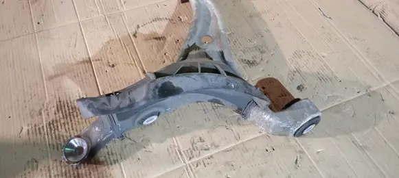Mercedes-Benz GLE (W166 - C292) Front lower control arm/wishbone A16603