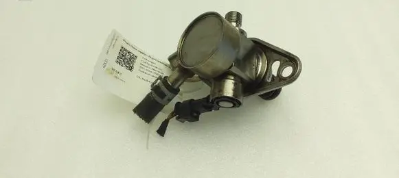 Volkswagen Golf Sportsvan Fuel injection high pressure pump 04E127026E