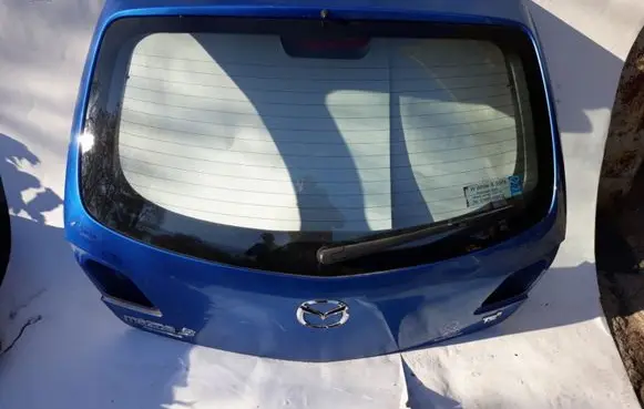 Mazda 3 I Tailgate/trunk/boot lid