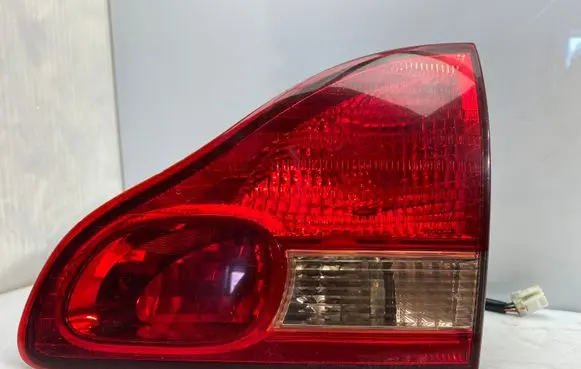 Toyota Avensis Verso Tailgate rear/tail lights 7654 4441