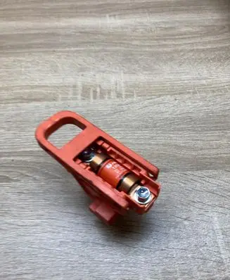 Toyota Prius (NHW20) Battery relay fuse 9098211047 BC2000A